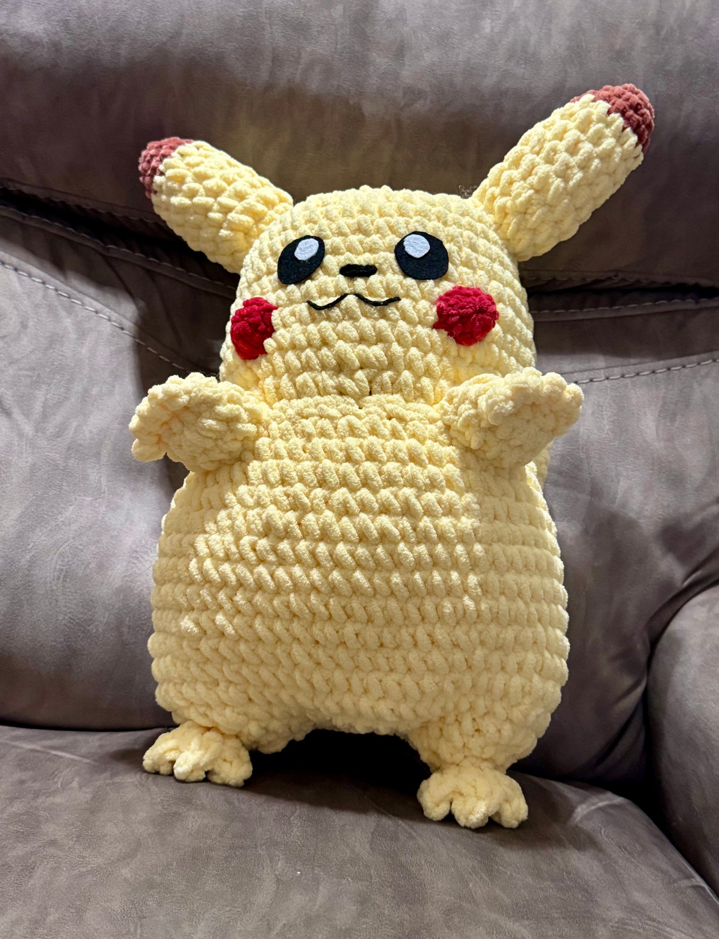 (Pre-order) Pika Pika Large Plush