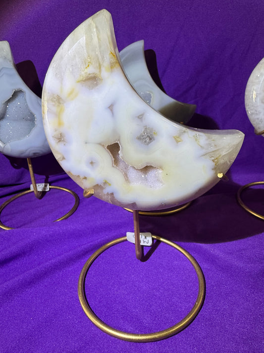 Agate Moon Carving w/ stand